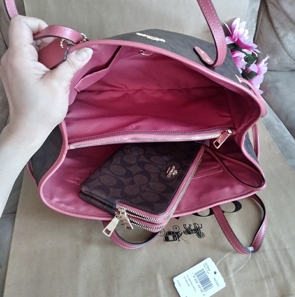 SALE 👜  NWT Coach purse bag w/ wallet - Picture 6 of 8